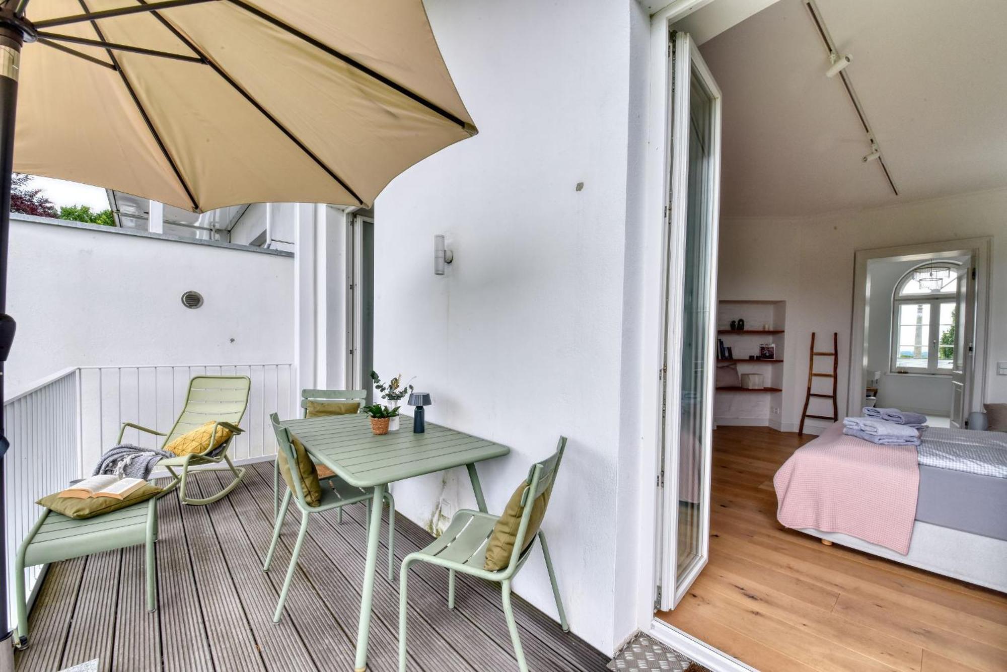 Ferienwohnung Fuerst Malte Loft I Design & Pool Putbus Extérieur photo
